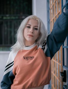 Sudadera Kaotiko Crew ADA -Albaricoque