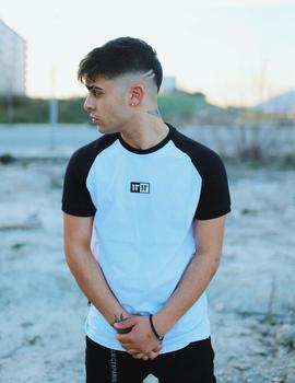 Camiseta Eleven Degrees ONYX RINGER - Black/White
