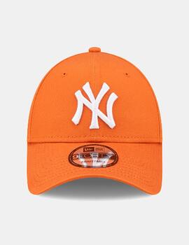 Gorra NEW ERA 9FORTY ESSENTIAL YANKEES - Taupe/White
