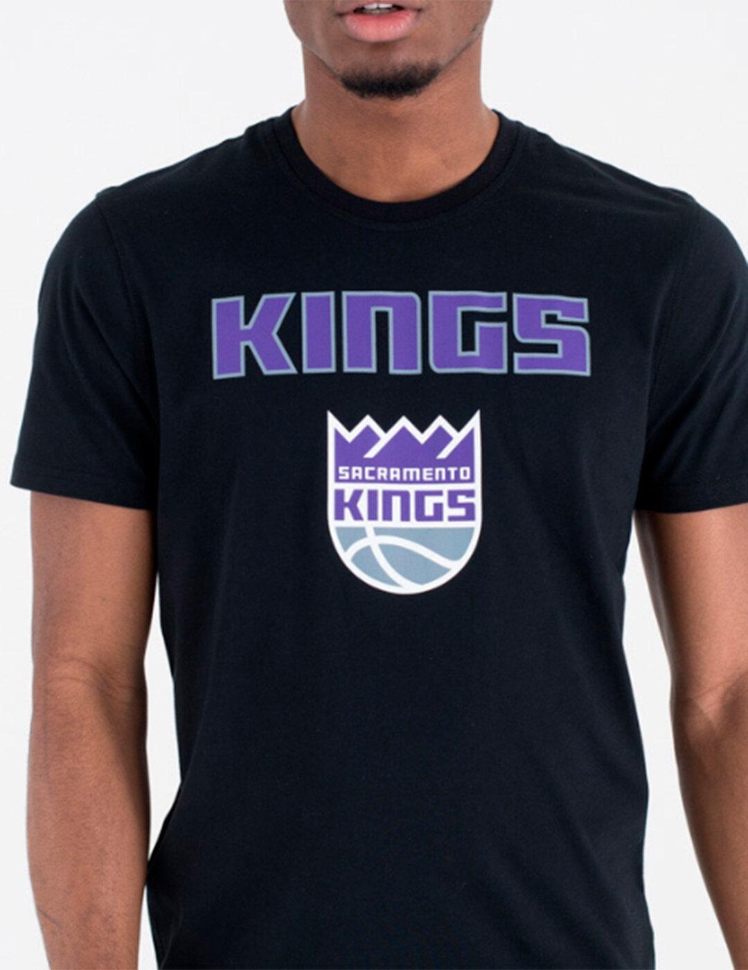 Camiseta NEW ERA TEAM LOGO SACRAMENTO KINGS- Negro