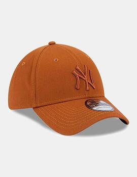 Gorra NEW ERA 930 ESSENTIAL NEW YORK YANKEES - Taupe