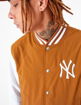 Cazadora NEW ERA BOMBER NEW YORK YANKEES - Taupe/White