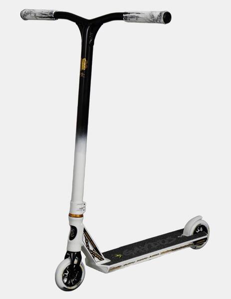 BOOSTER B18 Scooter PRO freestyle - BLANCO Y NEGRO