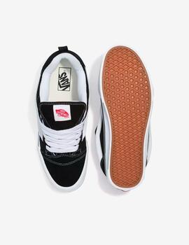 Zapatillas VANS KNU SKOOL - Negro/Blanco