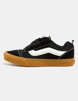 Zapatillas KNU SKOOL - Black/Gum