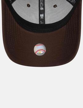 Gorra NEW ERA 940 NOS LEAGUE ESS NEYYAN - Dark Brown