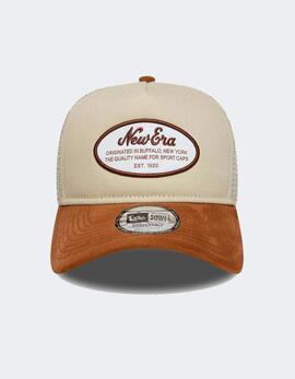 Gorra NEW ERA OVAL PATCH SUEDE TRUCKER NEWERA  - Light Bei