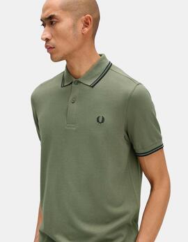 Polo FRED PERRY M3600 - Laurel Wreath Green/Black