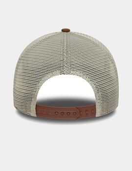 Gorra NEW ERA OVAL PATCH SUEDE TRUCKER NEWERA  - Light Bei