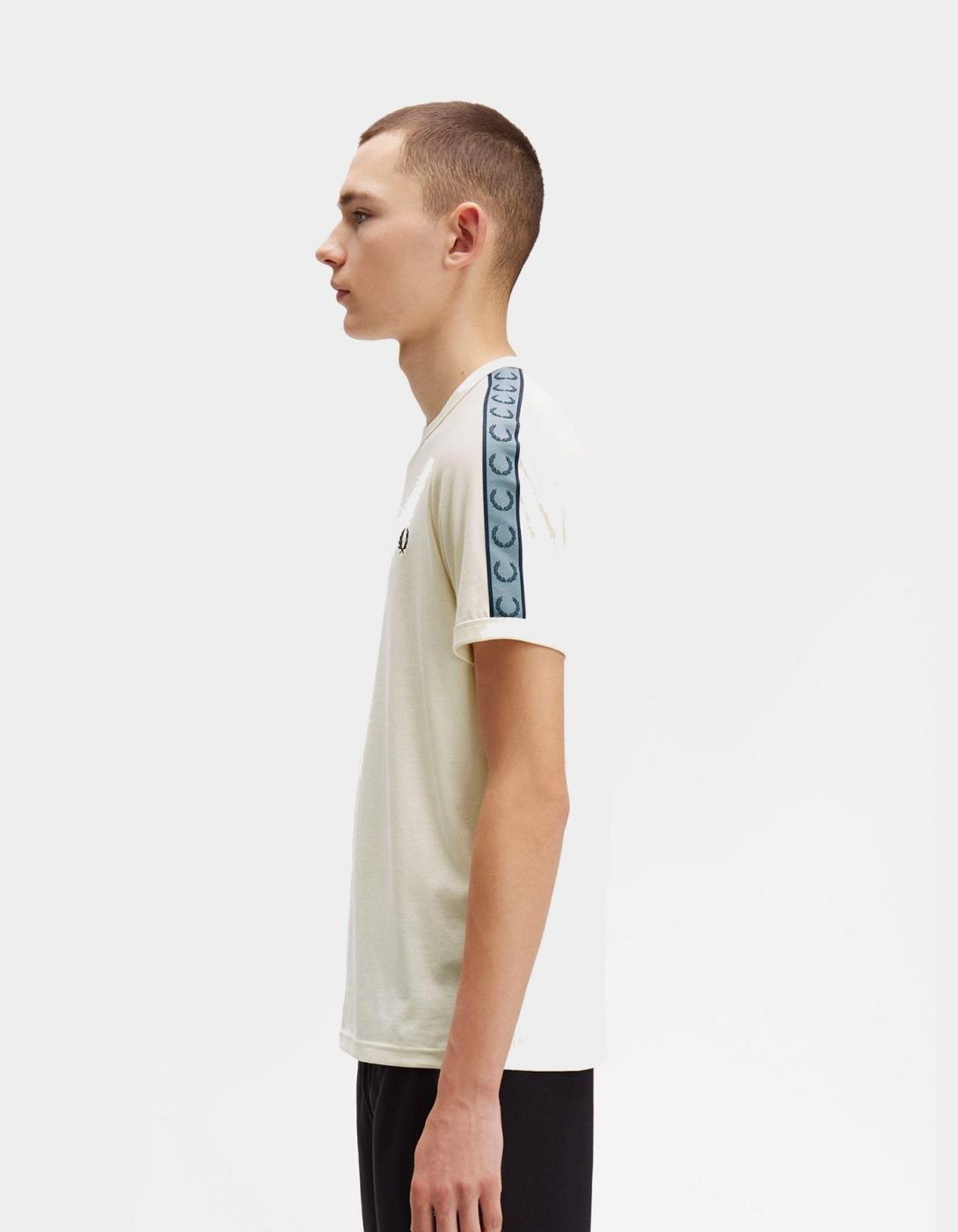 Camiseta Fred Perry M4613 - Ecru/Navy