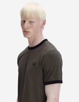 Camiseta FRED PERRY M3519 - Field Green/Black
